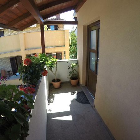 Apartman Koralj Apartment Pula Exterior photo